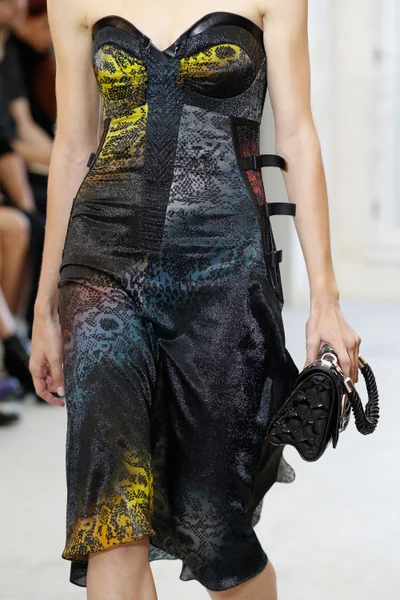 Look 46